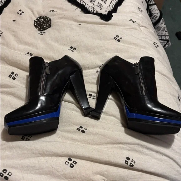 Patent leather platform toe Trinity Zion Fluevog Shoes- Stunning! Worn twice? - Picture 10 of 14